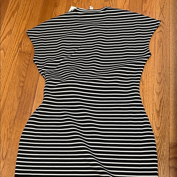 SPANX Air Essentials Tie Waist Black and White Striped Maxi Dress - Picture 6 of 7